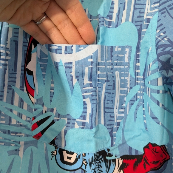 NWOT Marvel Captain America Shirt - Picture 4 of 8